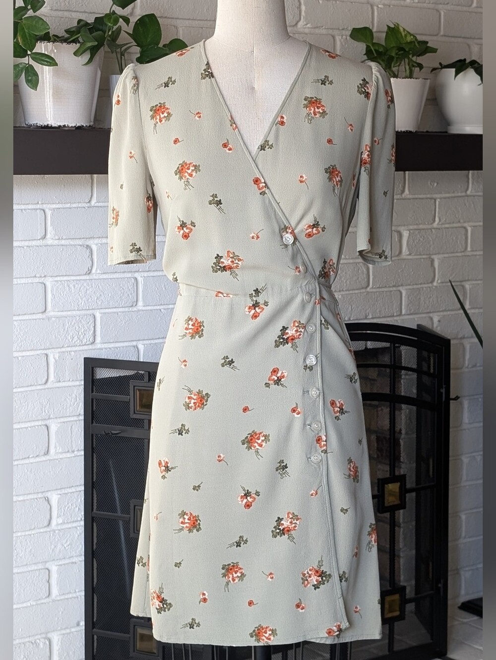 Rouje Gabinette Floral Print Wrap Mini Dress in Sage Green Size 4 - EUR 36